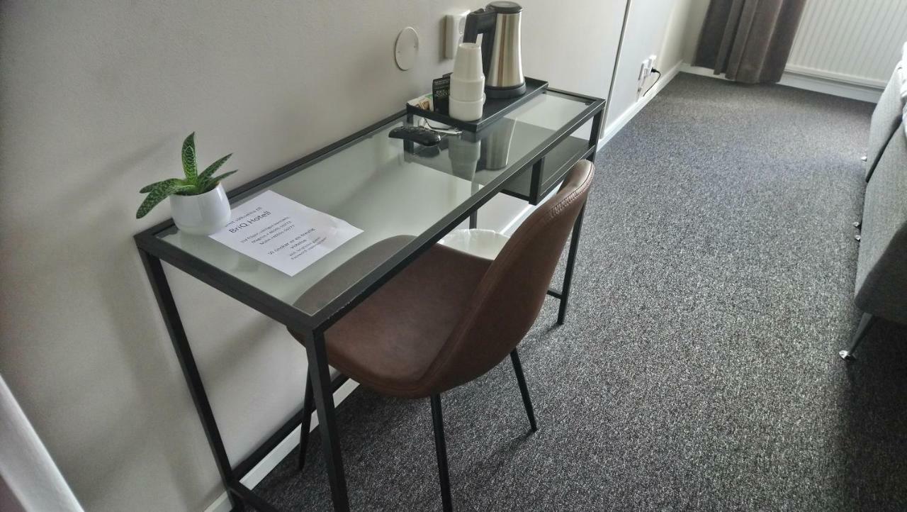 Briq Hotell Hova Eksteriør billede